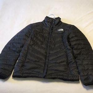 North Face Dk gray/Black 550 Puffer Goose Down women's XS.